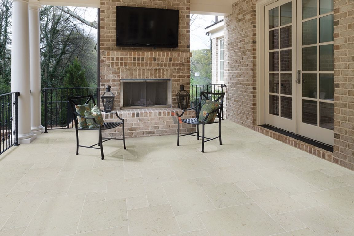 Comparing Natural Stone Pavers: Pros and Cons of Granite and Marble